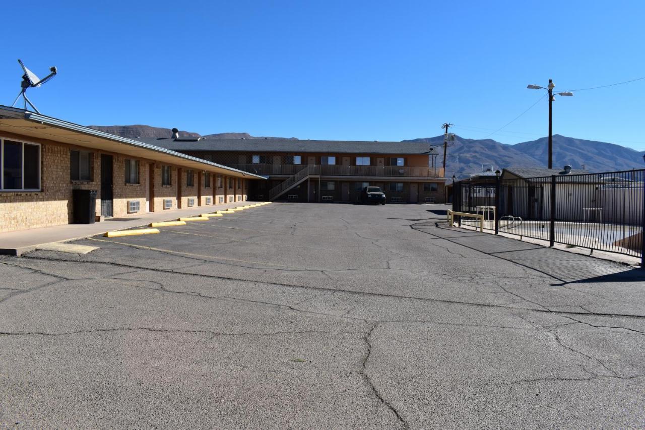 Satellite Inn Alamogordo Exterior foto